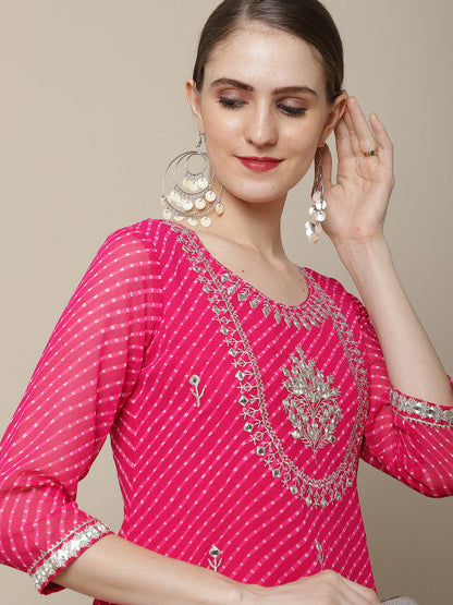 Sangria Women Pink Floral Embroidered Georgette Straight Kurta