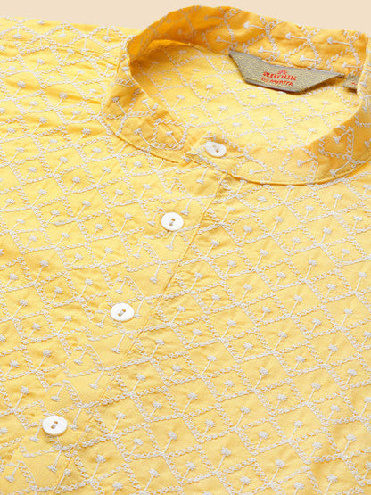 Anouk Geometric Embroidered Mandarin Collar Kurta