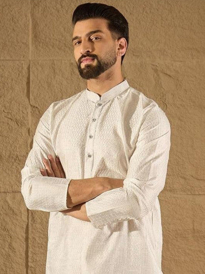 Anouk Men Embroidered Kurta White