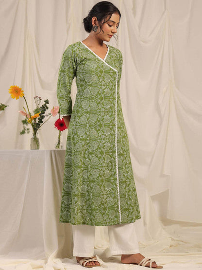 Anayna Women Floral Embroidered Chikankari Anarkali Kurta