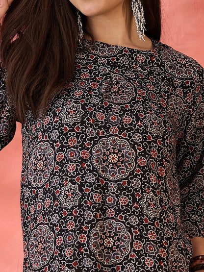 Sangria Women Ethnic Motifs Printed Top