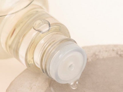 The Body Shop Camomile Dissolve The Day Make-Up Cleansing Oil - 160 ml