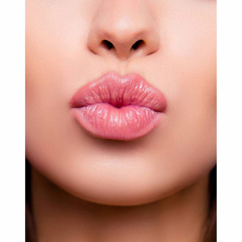 Lakme Lip Love Chapstick Apricot - 4.5 gms